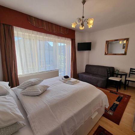 Abigel Vendeghaz Hotel Miskolc Eksteriør billede