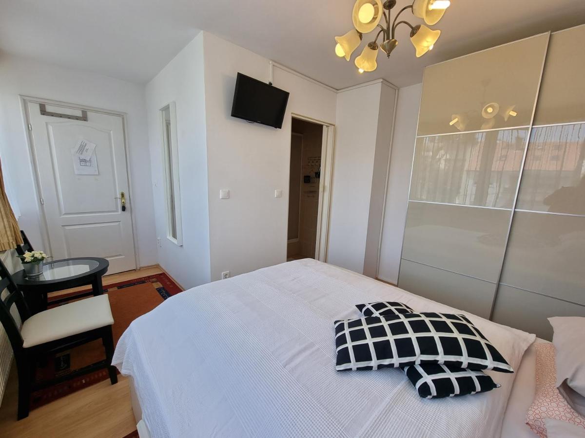 Abigel Vendeghaz Hotel Miskolc Eksteriør billede