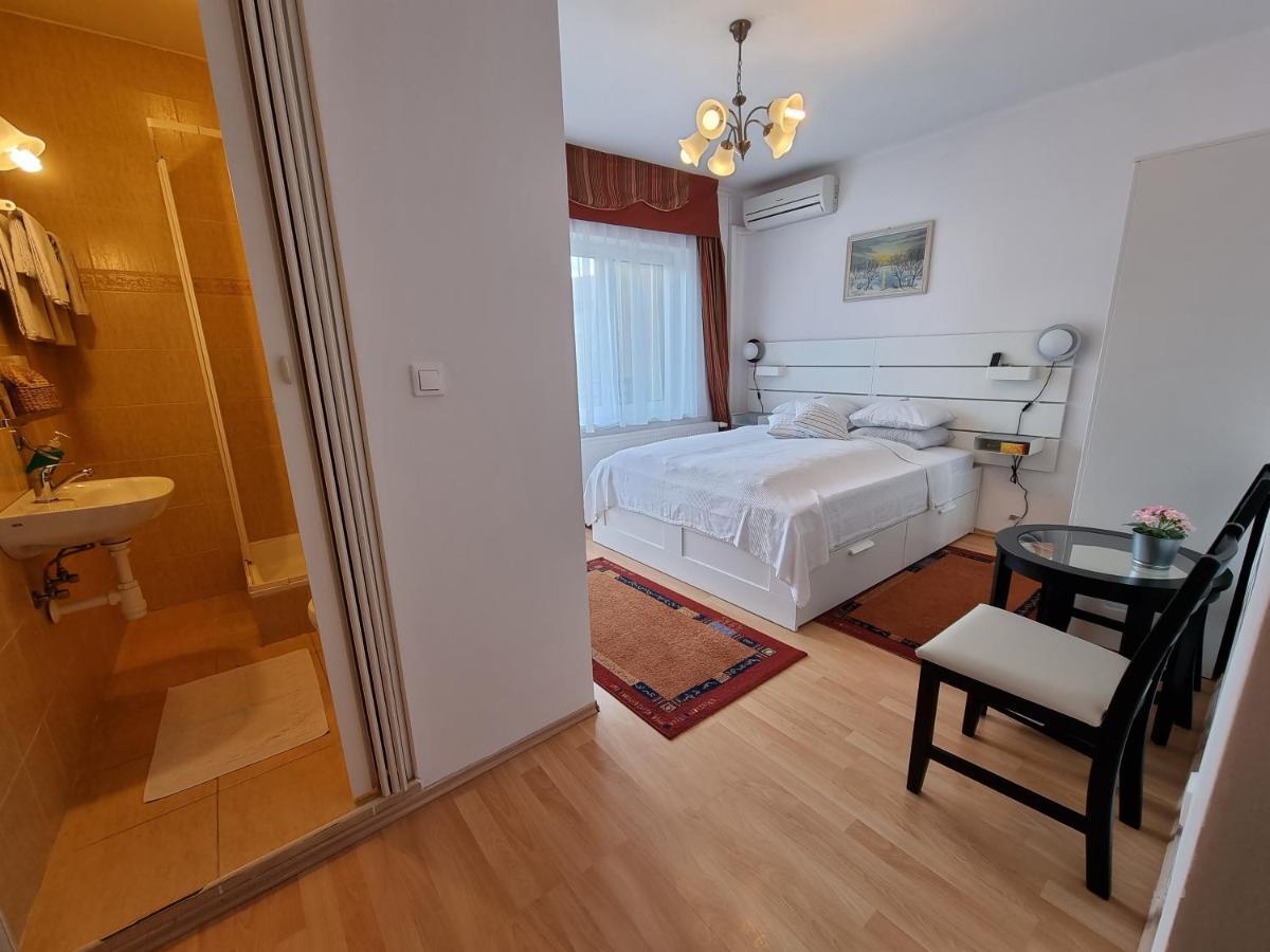 Abigel Vendeghaz Hotel Miskolc Eksteriør billede