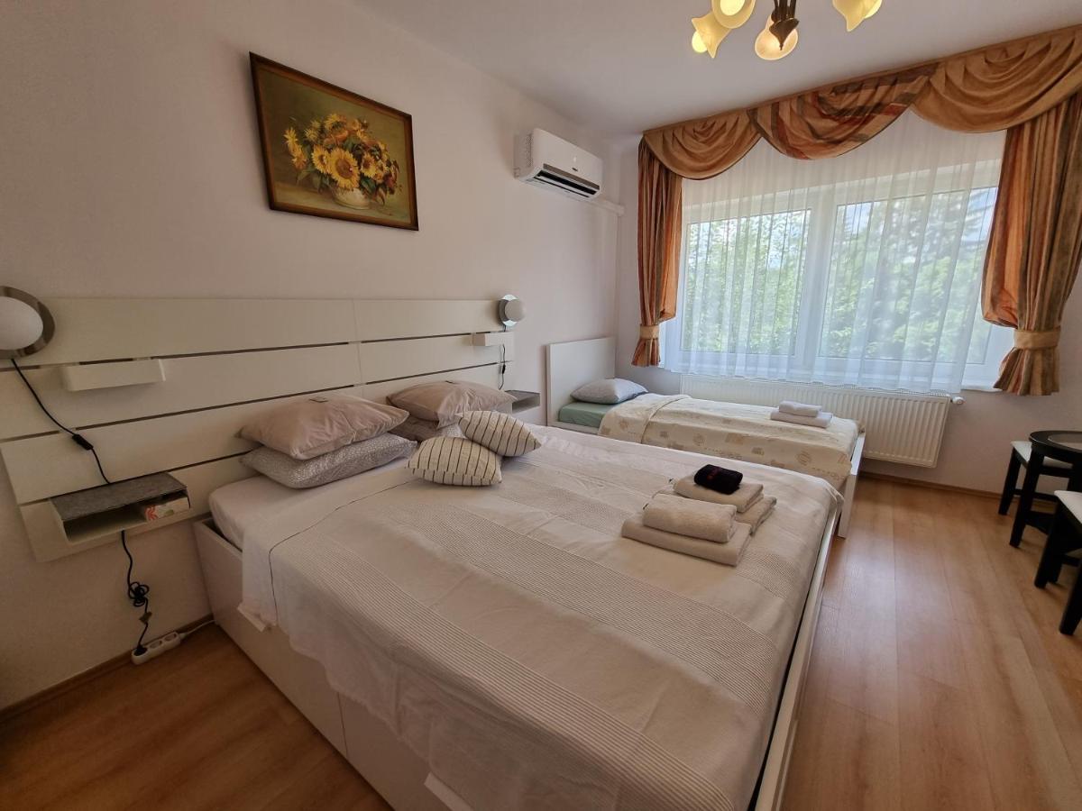 Abigel Vendeghaz Hotel Miskolc Eksteriør billede