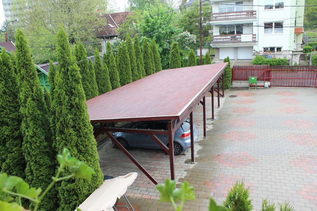 Abigel Vendeghaz Hotel Miskolc Eksteriør billede